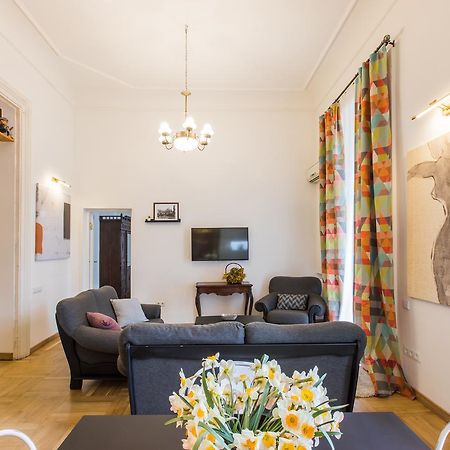 New Apartment On Rustaveli Avenue Tbilisi Esterno foto